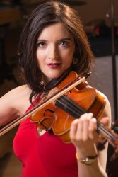 Virginie Gagné, violin (photo: Claudine Lavoie)